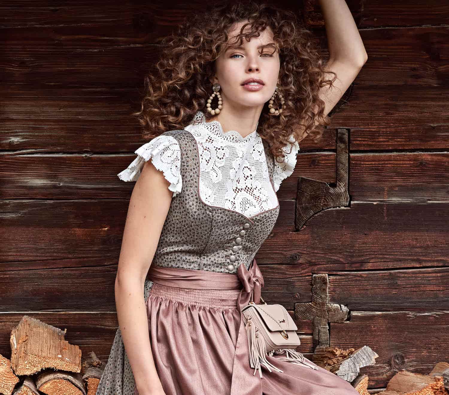 Von klassisch bis modern: die besten Tipps, um ein Dirndl zu stylen