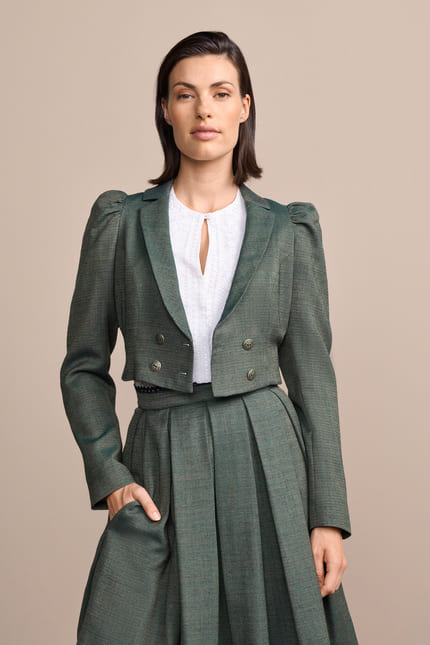 Jacke Leamara