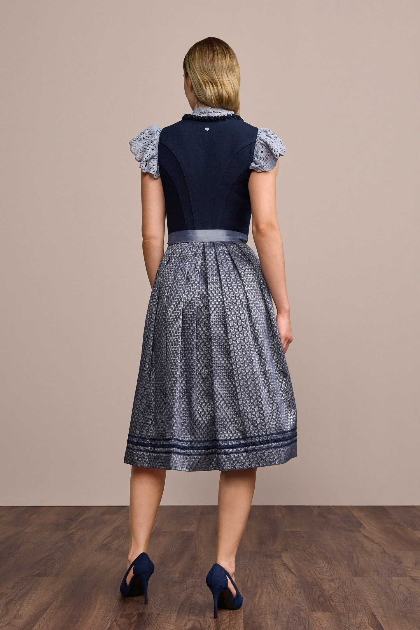 Dirndl Jutta (70cm)
