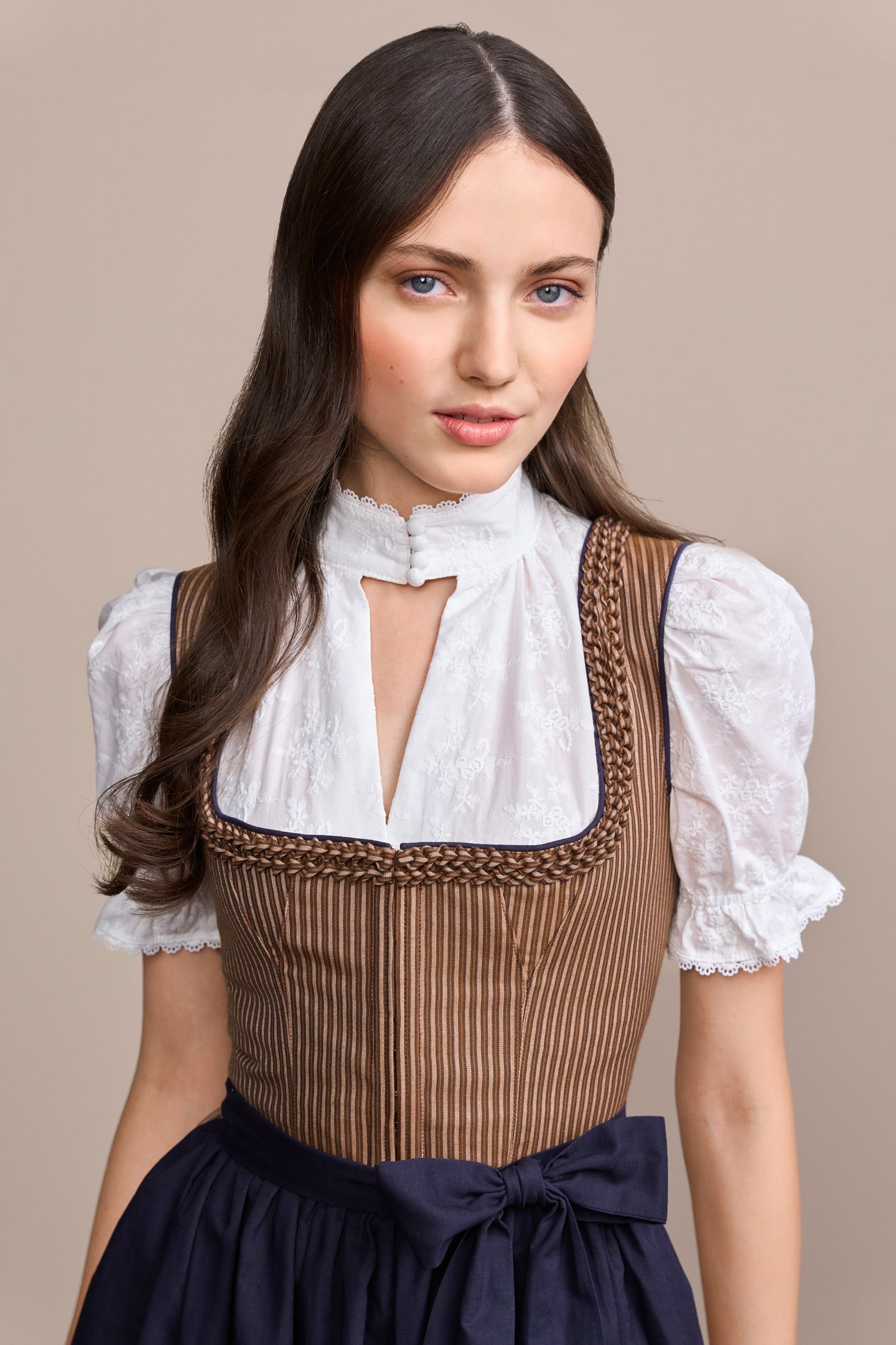 Dirndl Leyla (80cm)