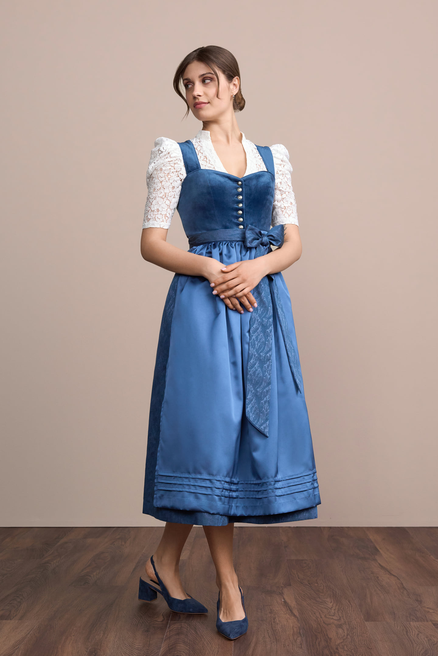 Dirndl Elira (80cm)