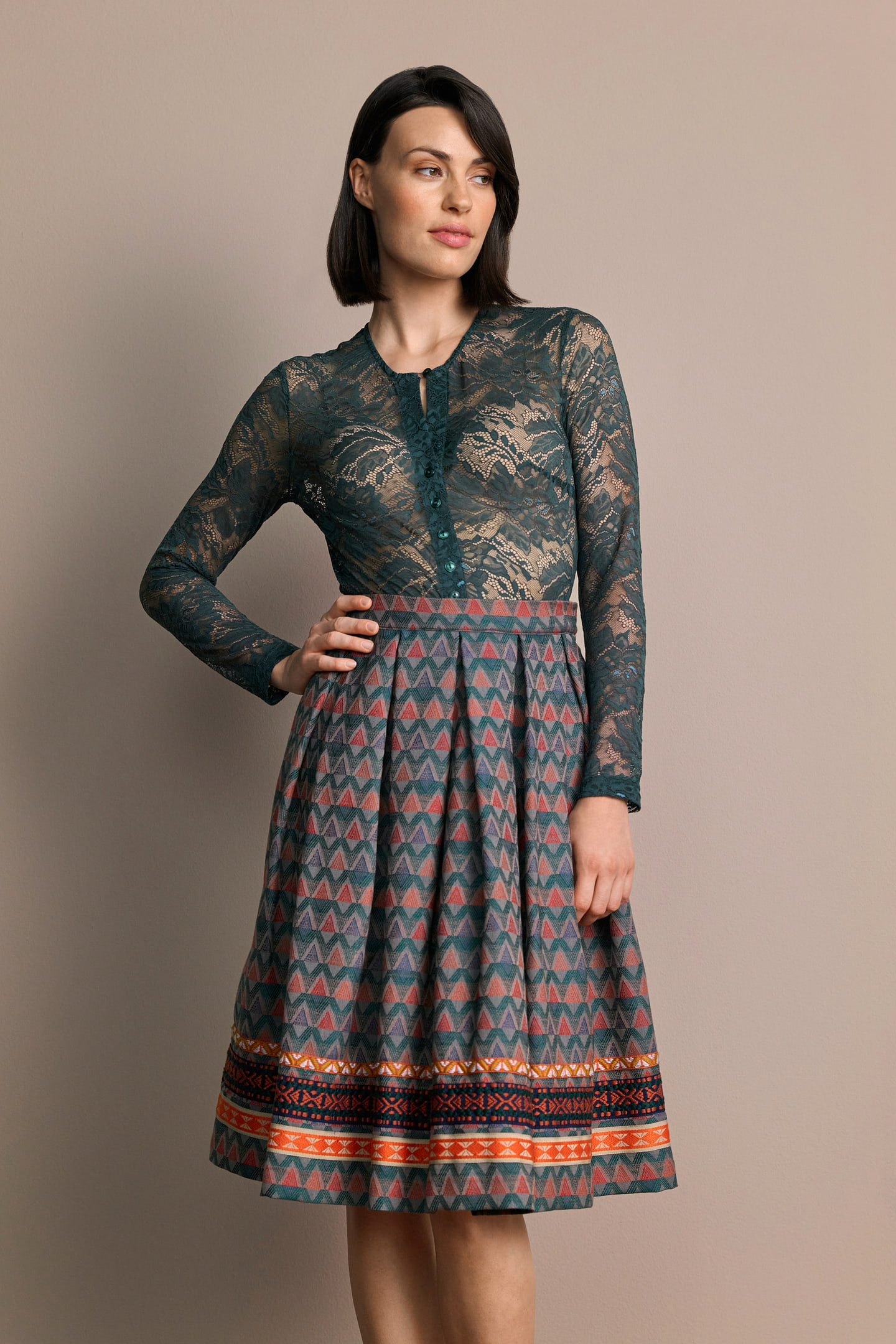 Skirt Carmen (65cm)