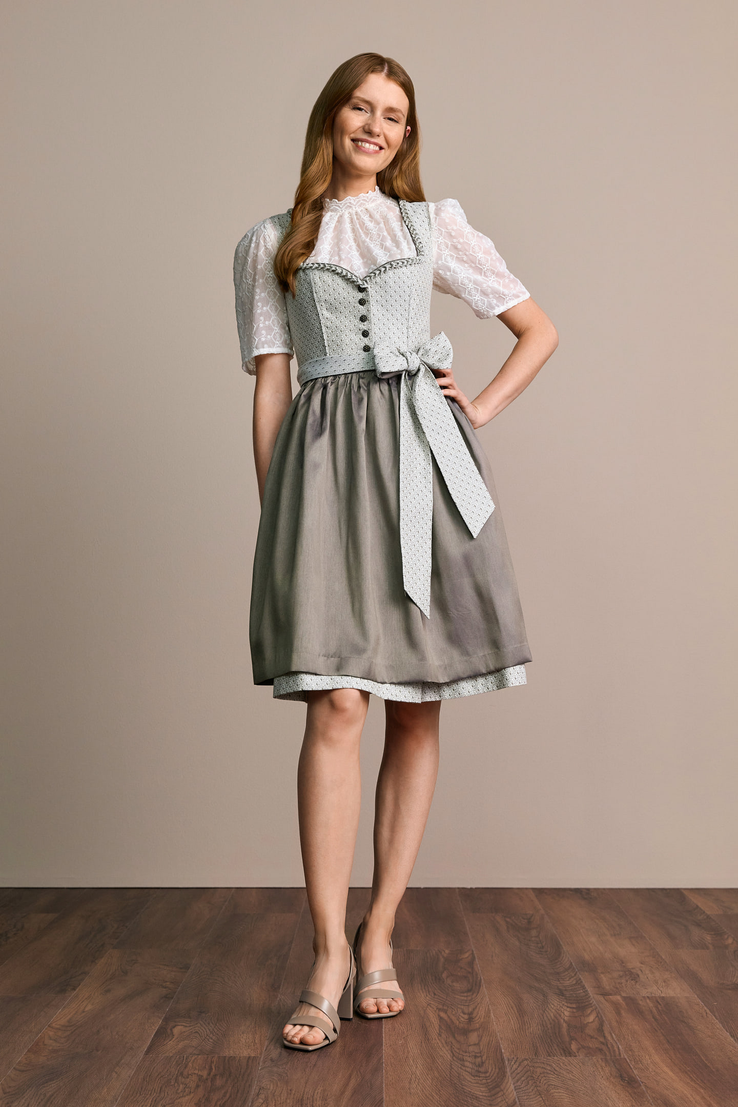 Dirndl Nisa (60cm)