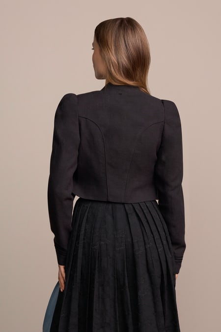 Jacke Leora