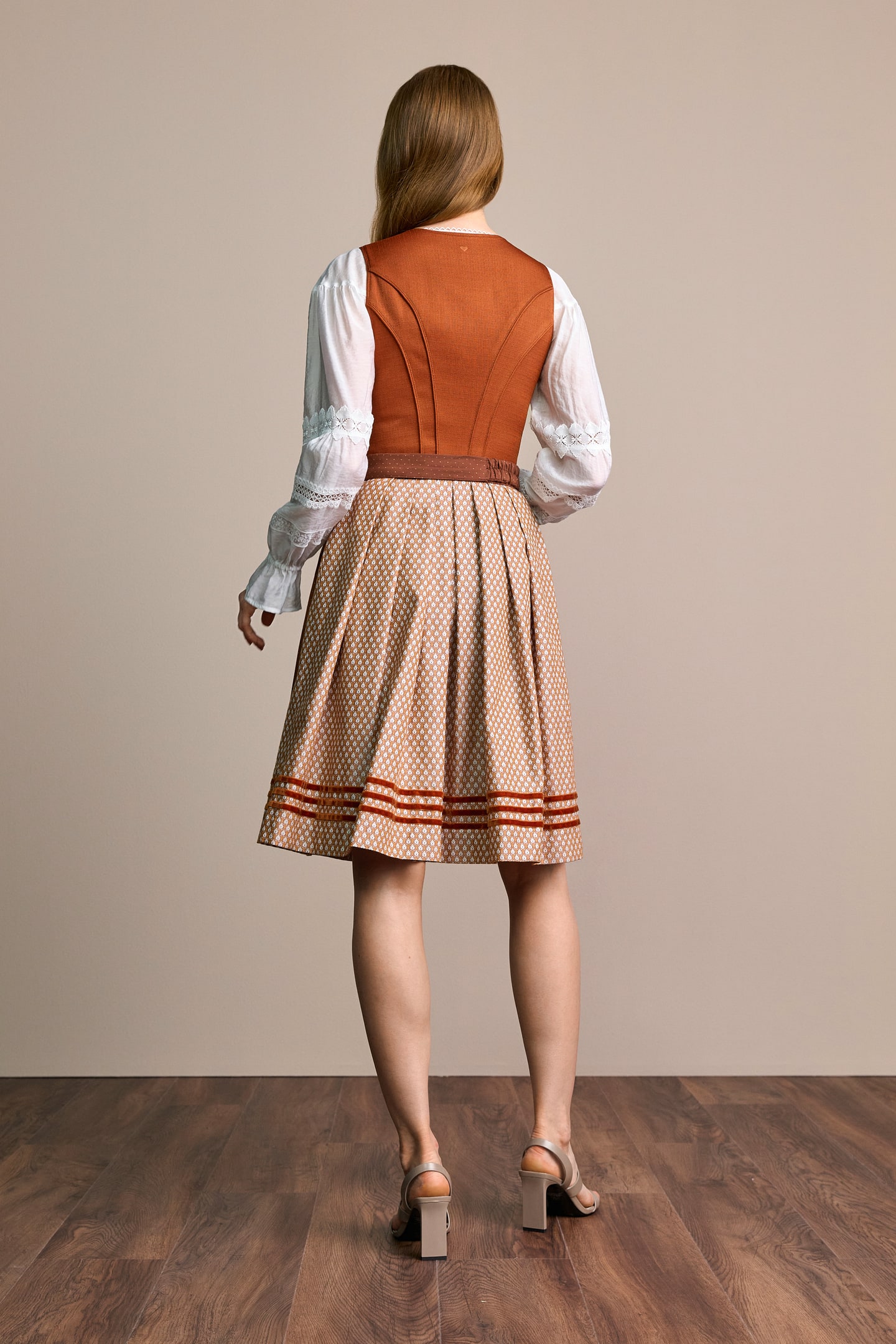 Dirndl Freda (60cm)