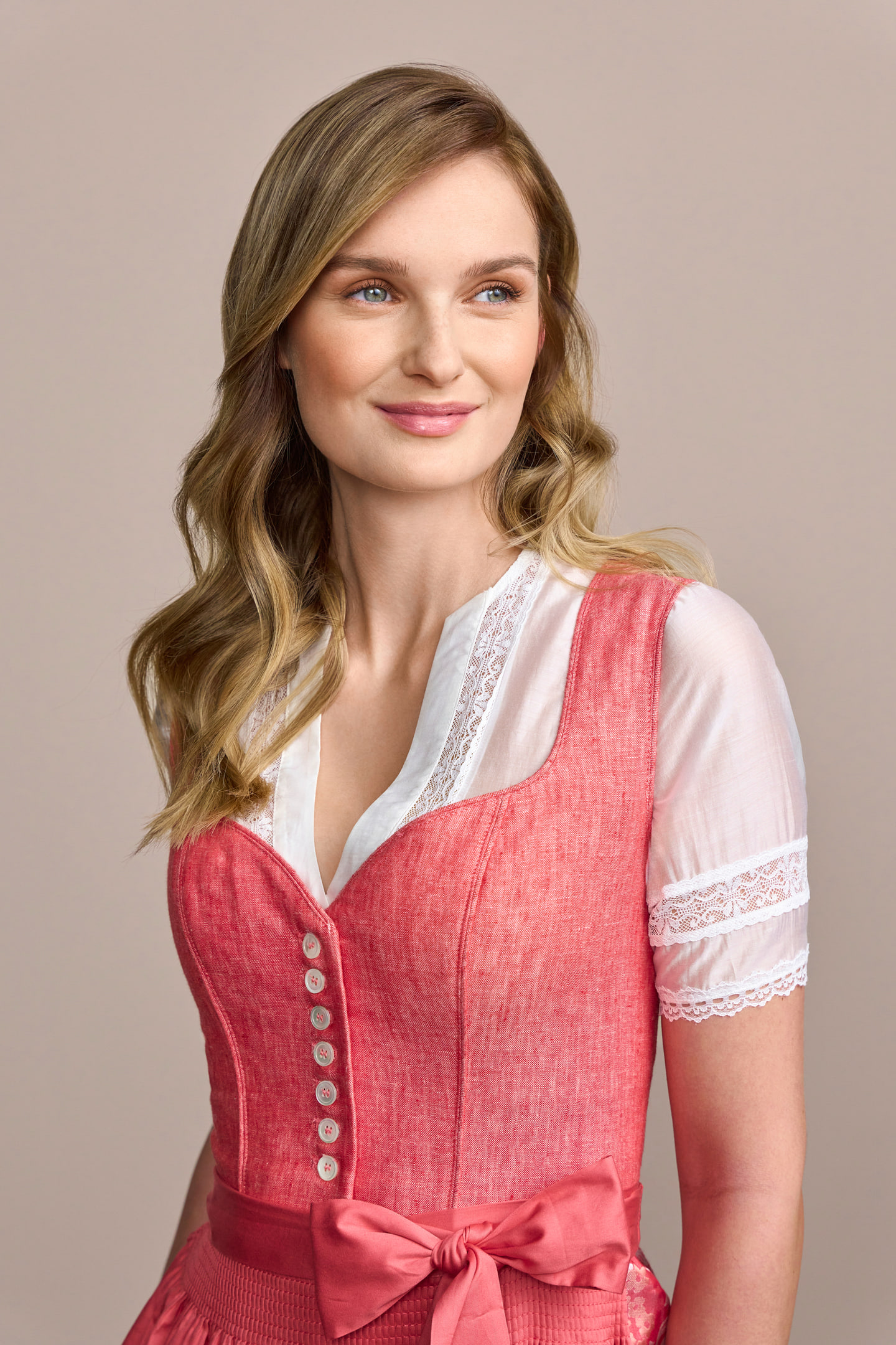 Dirndl Gitty (70cm)